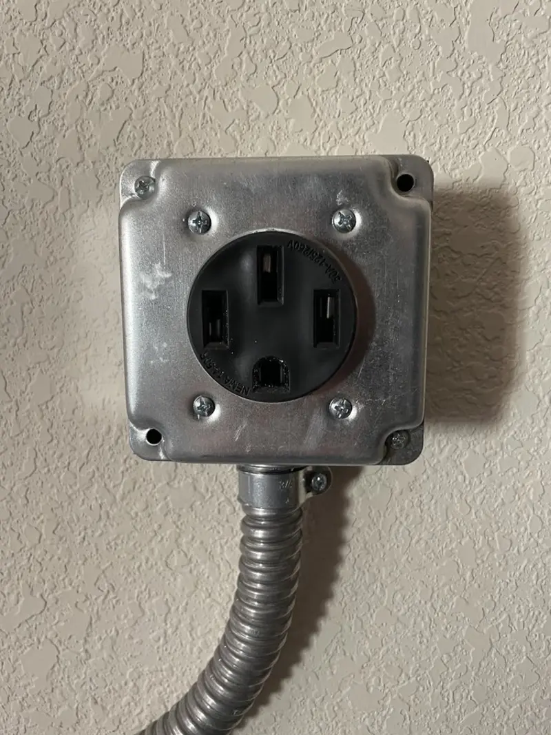 NEMA 14-50 outlet installed for Smart Home Electrical in Land O' Lakes
